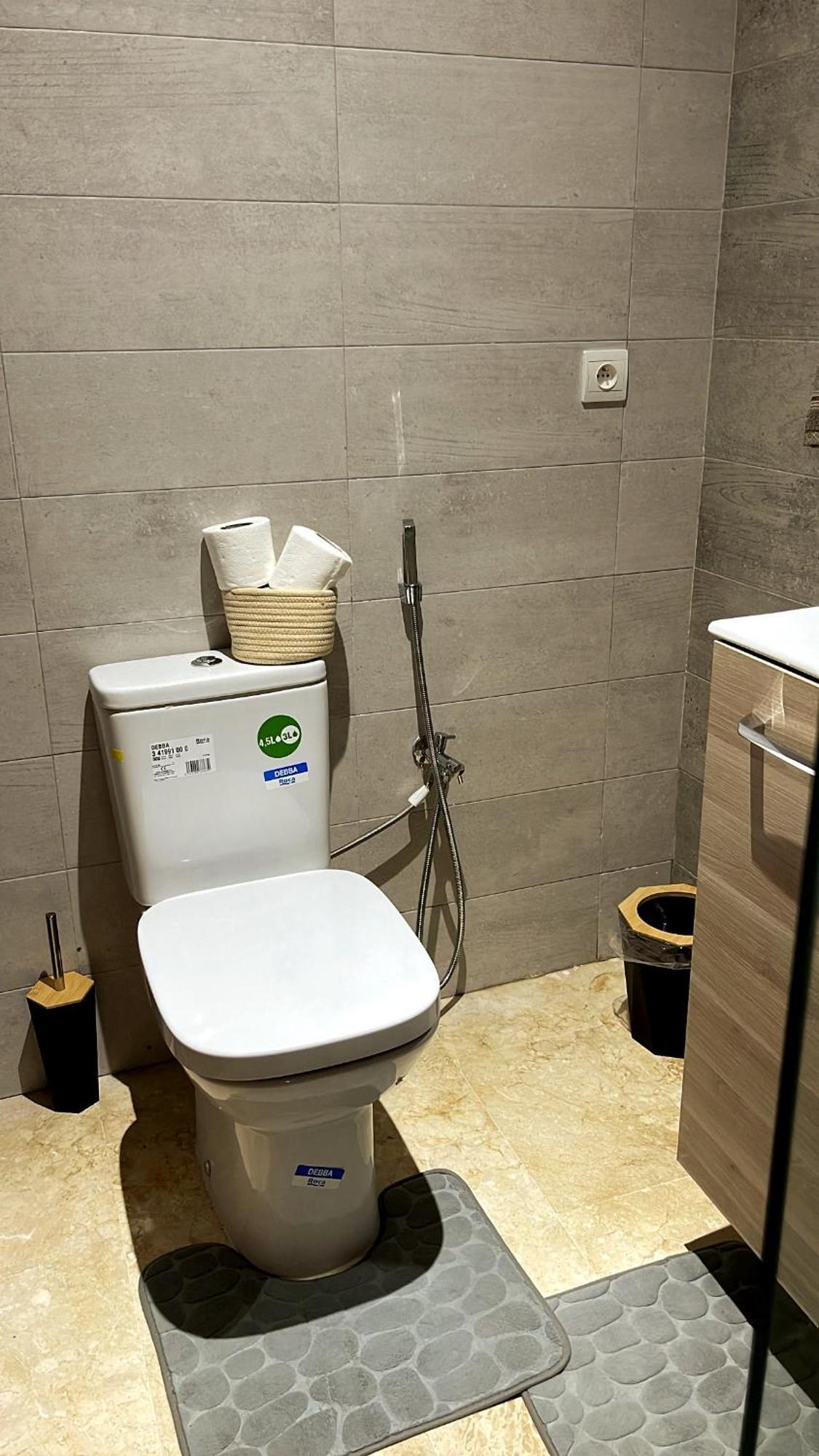 טנג'יר Elegant Appartement Avec Un Acces Piscine Jardin Parking Sous-Sol Et Wifi Haut Debit Fibre Optique מראה חיצוני תמונה